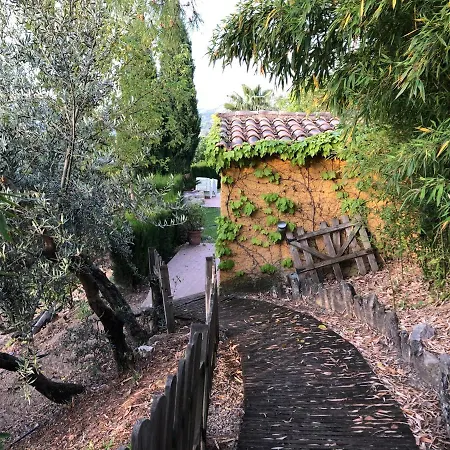 Casa rural De Madera Y - Gilmañas 3 *